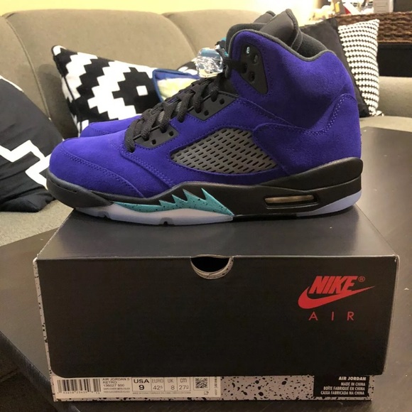 Air Joran 5 V Retro "Alternate Grapes" - Picture 2 of 7